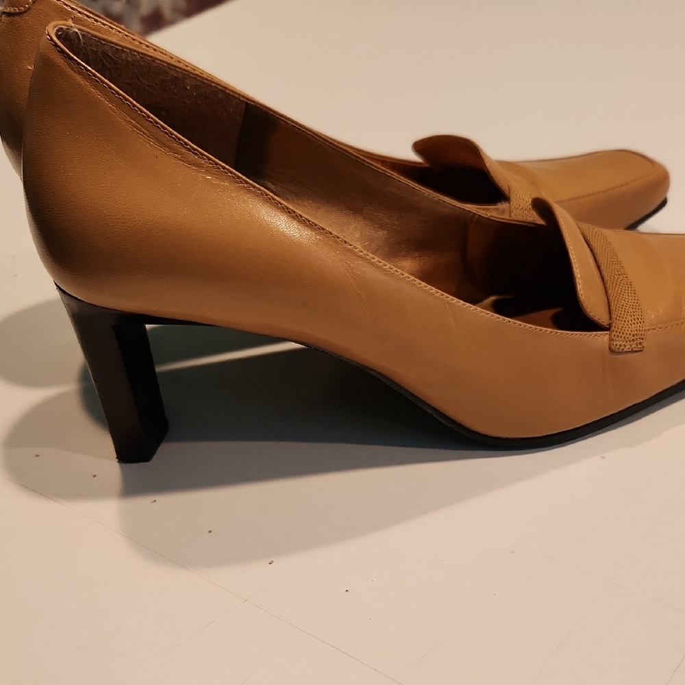 Bandolino Carmel Color Square-Toe Heels - Picture 4 of 4